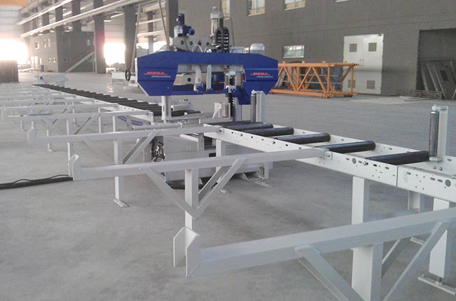 Sawing equipment